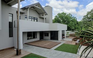 4 Bedroom House in Mostertsdrift