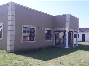 3 Bed House in Kwamakhutha