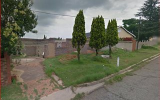 798 m² Land available in Gillview