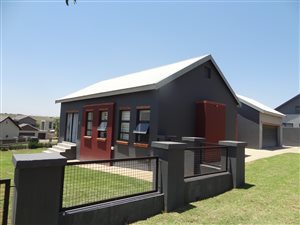 3 Bed House in Copperleaf