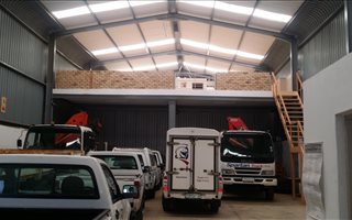 570 m² Industrial space in Mahogany Ridge