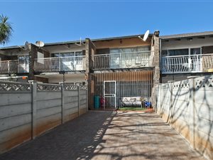 2 Bed Townhouse in Windsor West