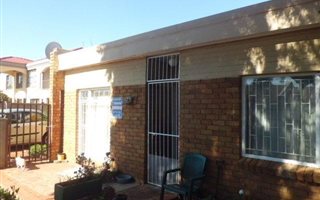 2 Bedroom Townhouse in Fauna