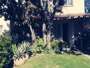 3 Bed Duplex in Hunters Retreat