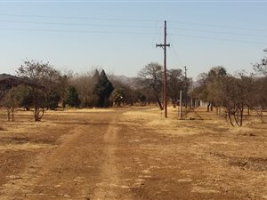 1.7 ha Land available in Syferfontein
