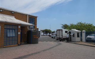 256 m² Industrial space in Airport Industria