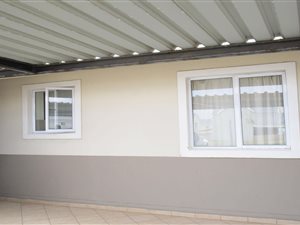 2 Bed Apartment in Vanderbijlpark Central