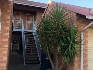 2 Bed Apartment in Pellissier