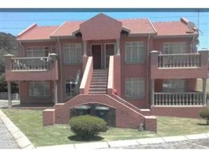 2 Bed Townhouse in Rembrandt Park
