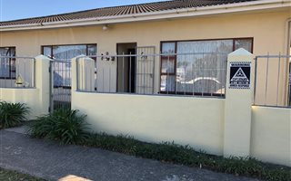 4 Bedroom House in Berea