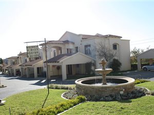 2 Bed Apartment in Paulshof