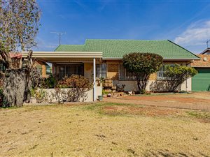 3 Bed House in Claremont