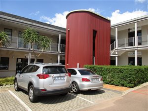 276 m² Office Space in Midlands Estate