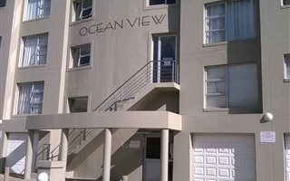 1 Bedroom Apartment in Bloubergstrand
