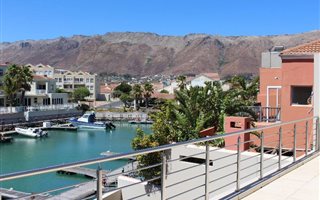 3 Bedroom House in Harbour Island
