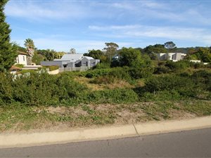736 m² Land available in Seaside Longships