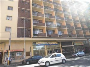 1 Bedroom Apartment in Joubert Park