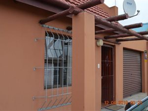 4 Bed House in Saldanha