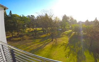 2 Bedroom Apartment in Jackal Creek Golf Estate