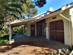 3 Bed House in Sea Park