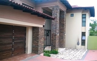 4 Bedroom House in Dainfern Valley