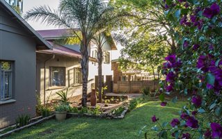 5 Bedroom House in Valhalla
