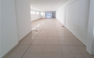 300 m² Commercial space in Sydenham