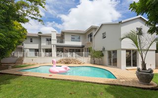 4 Bedroom House in Fourways Gardens