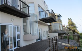 5 Bedroom House in Brighton Beach