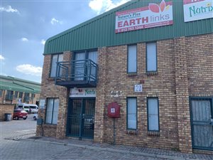 200 m² Industrial space in Hennopspark