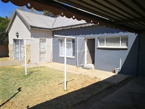 2 Bed House in Quaggafontein