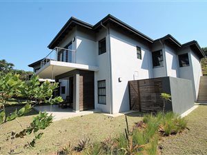 3 Bed Duplex in Brettenwood Coastal Estate