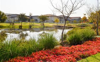678 m² Land available in The Meadows