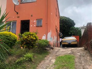 2 Bed House in Westcliff