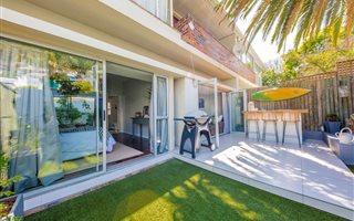 2 Bedroom Apartment in Sea Point