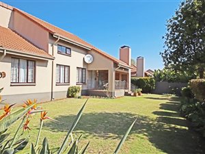 3 Bed Townhouse in Bedfordview