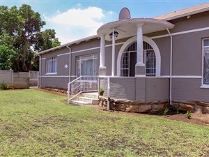 4 Bed House in Brakpan Central