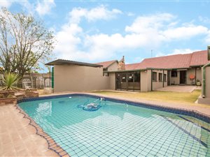 4 Bed House in Breaunanda