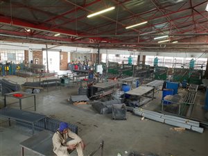 1673 m² Industrial space in Benrose