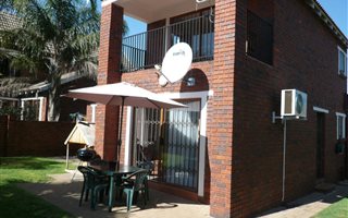 3 Bedroom Townhouse in Honeydew Ridge