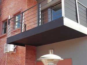 75 m² Commercial space in Bo Dorp