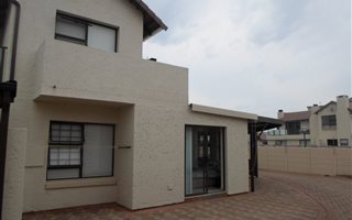 3 Bedroom Townhouse in Diaz Beach