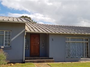 5 Bedroom House in Da Nova