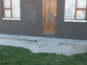 2 Bed House in Port Elizabeth Central