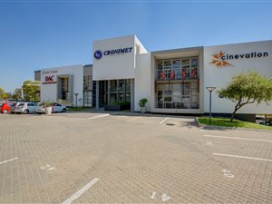 332 m² Office Space in Broadacres