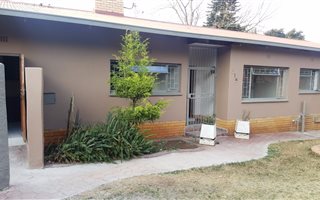 5 Bedroom House in Tileba