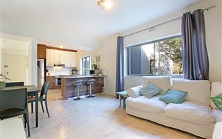 2 Bedroom Apartment in Vredehoek