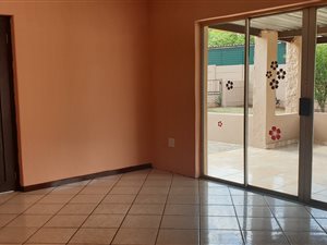 5 Bed House in Mayberry Park