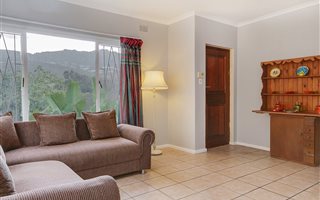 3 Bedroom House in Glencairn