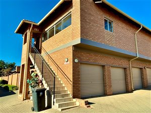 2 Bed Apartment in Paramount Estate